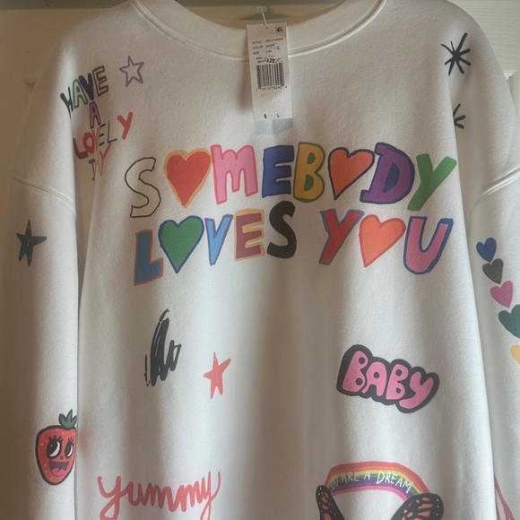 The Mayfair Group Somebody Loves You Crewneck in White - Picture 4 of 9